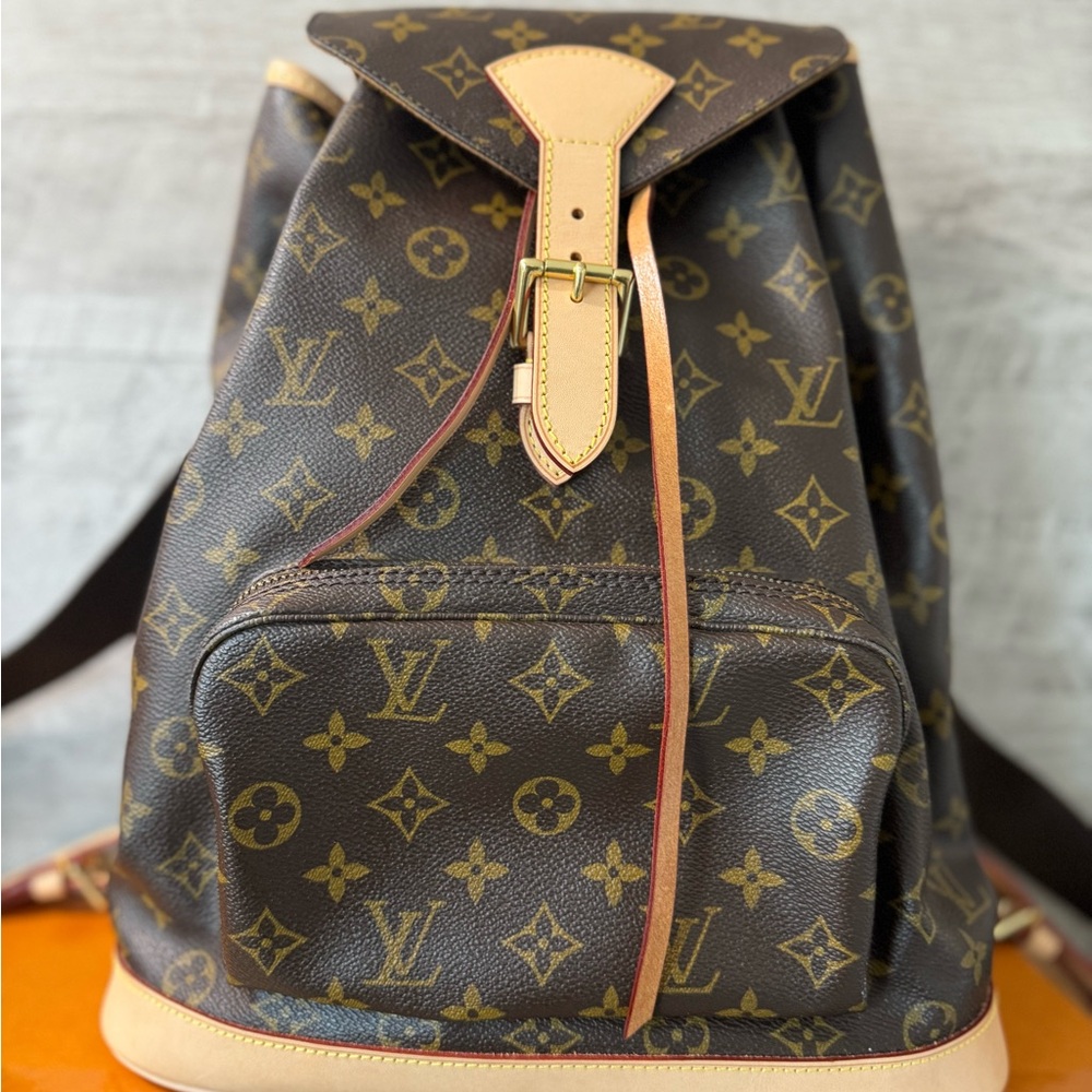 Louis Vuitton Montsouris GM with BRAND NEW VACHETTA